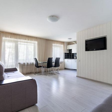 City Center 2-Bedroom Apartment Днепр Экстерьер фото