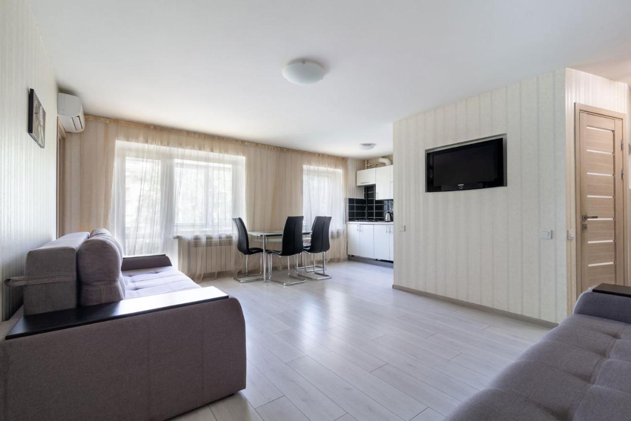 City Center 2-Bedroom Apartment Днепр Экстерьер фото