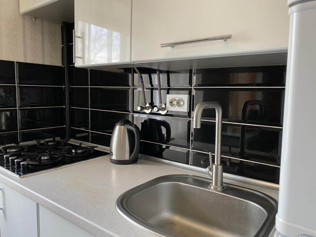 City Center 2-Bedroom Apartment Днепр Экстерьер фото